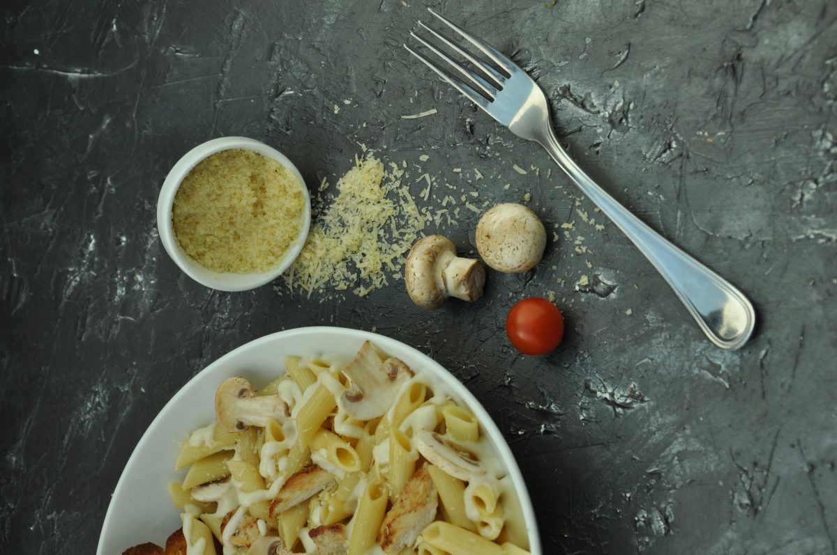 Creamy Mushroom and Asparagus Chicken Penne